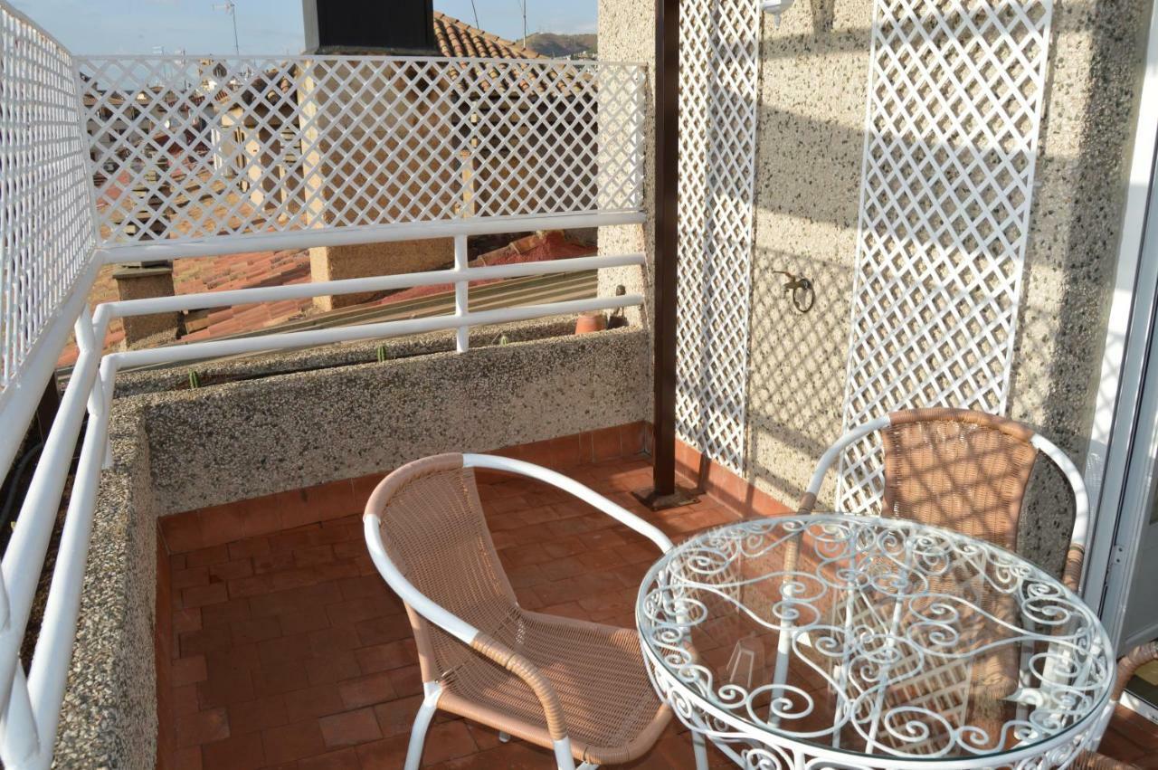 Apartamento Aben Humeya Granada Exterior photo